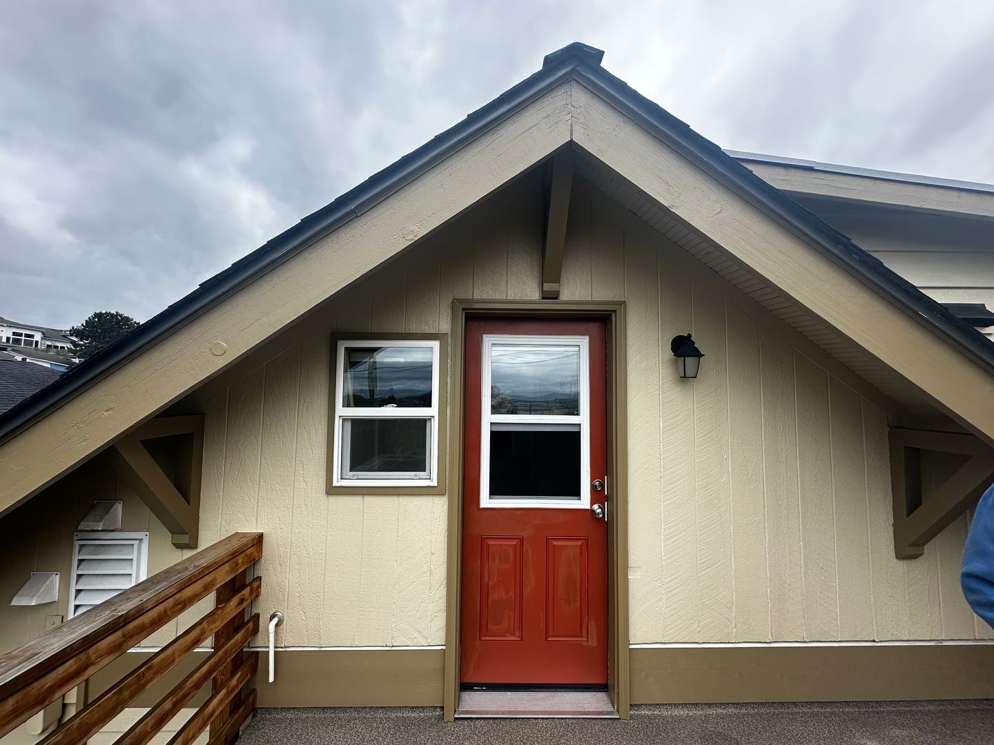 3827 Wetmore Ave - Everett - Washington - 1 bed, 1 bath rental property