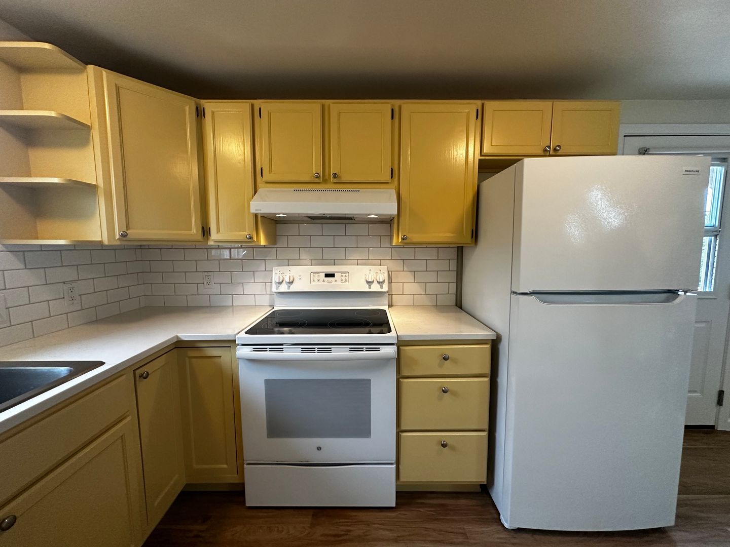 3827 Wetmore Ave - Everett - Washington - 1 bed, 1 bath rental property