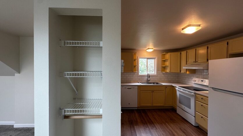 3827 Wetmore Ave - Everett - Washington - 1 bed, 1 bath rental property