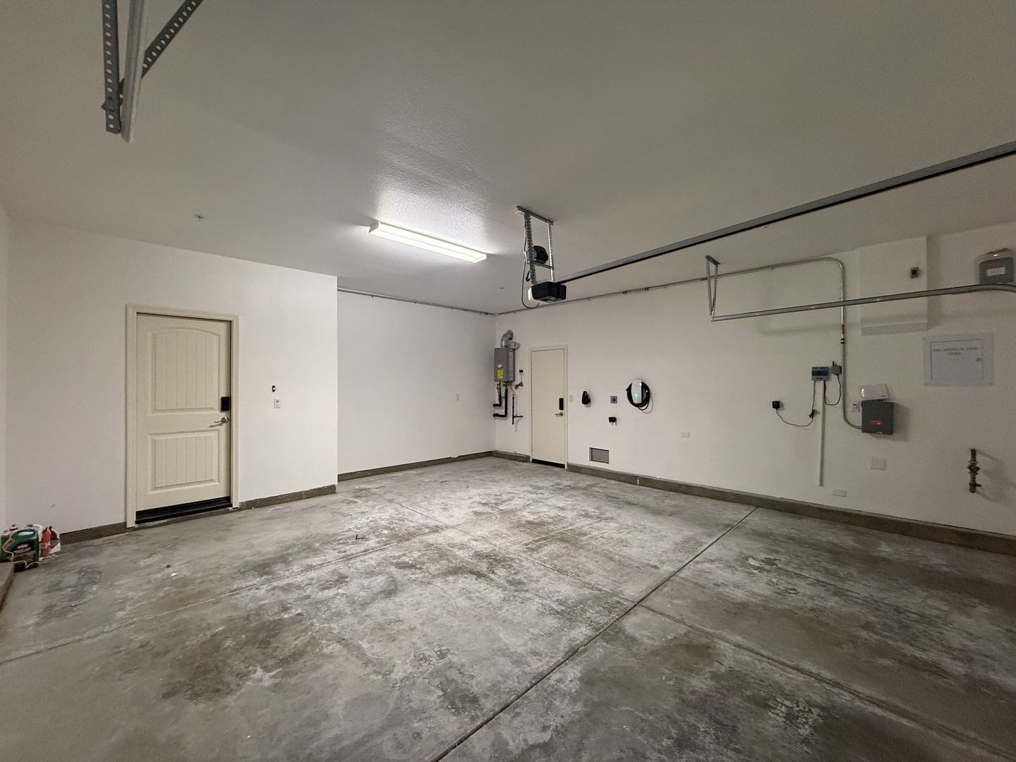 3918 Westbrook Ave - Rosamond - California - 4 bed, 3 bath rental property