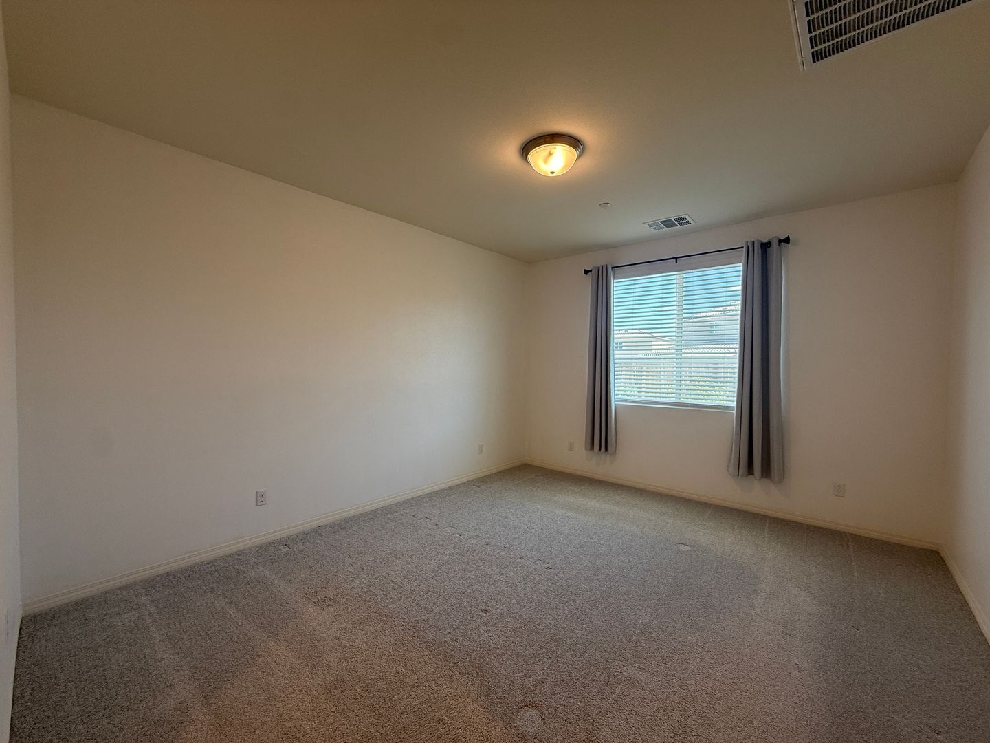 3918 Westbrook Ave - Rosamond - California - 4 bed, 3 bath rental property