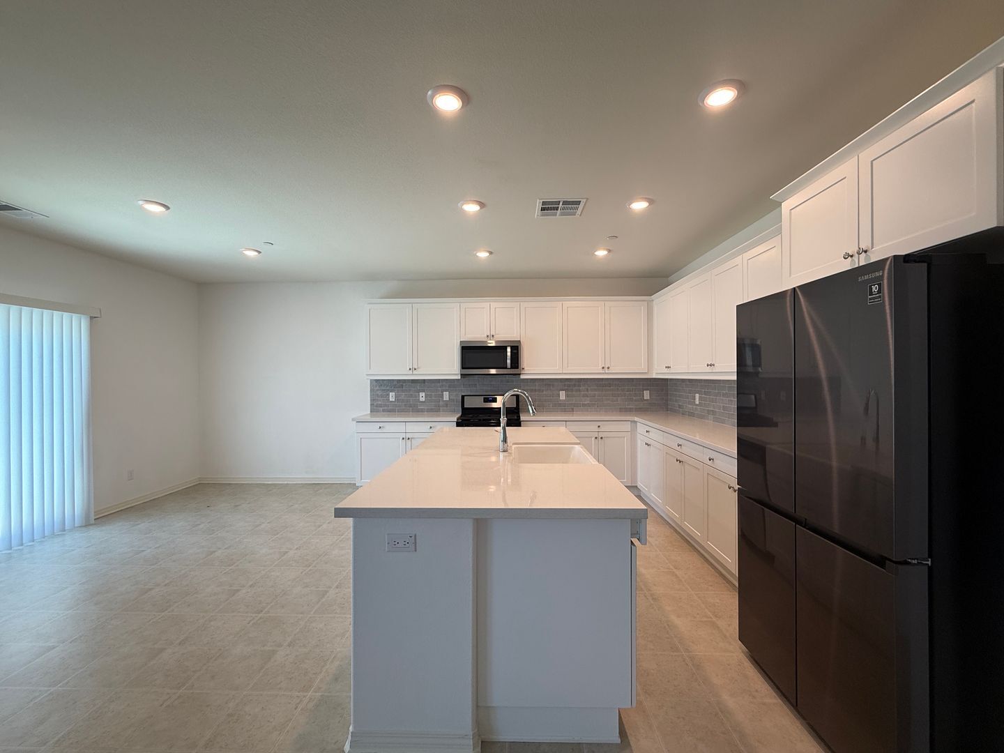 3918 Westbrook Ave - Rosamond - California - 4 bed, 3 bath rental property