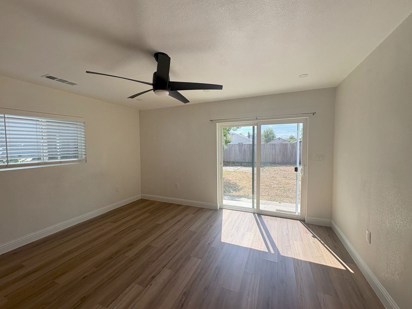 3962 44th St  - Sacramento - California - 3 bed, 3 bath rental property