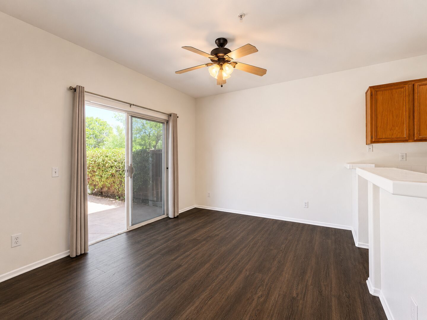 39930 Alpine Union St. Unit B - Murrieta - California - 3 bed, 2.5 bath rental property