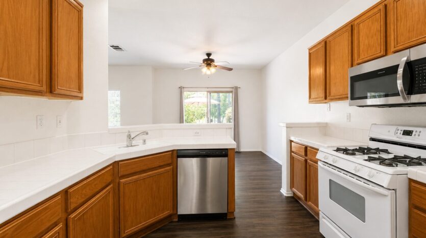 39930 Alpine Union St. Unit B - Murrieta - California - 3 bed, 2.5 bath rental property