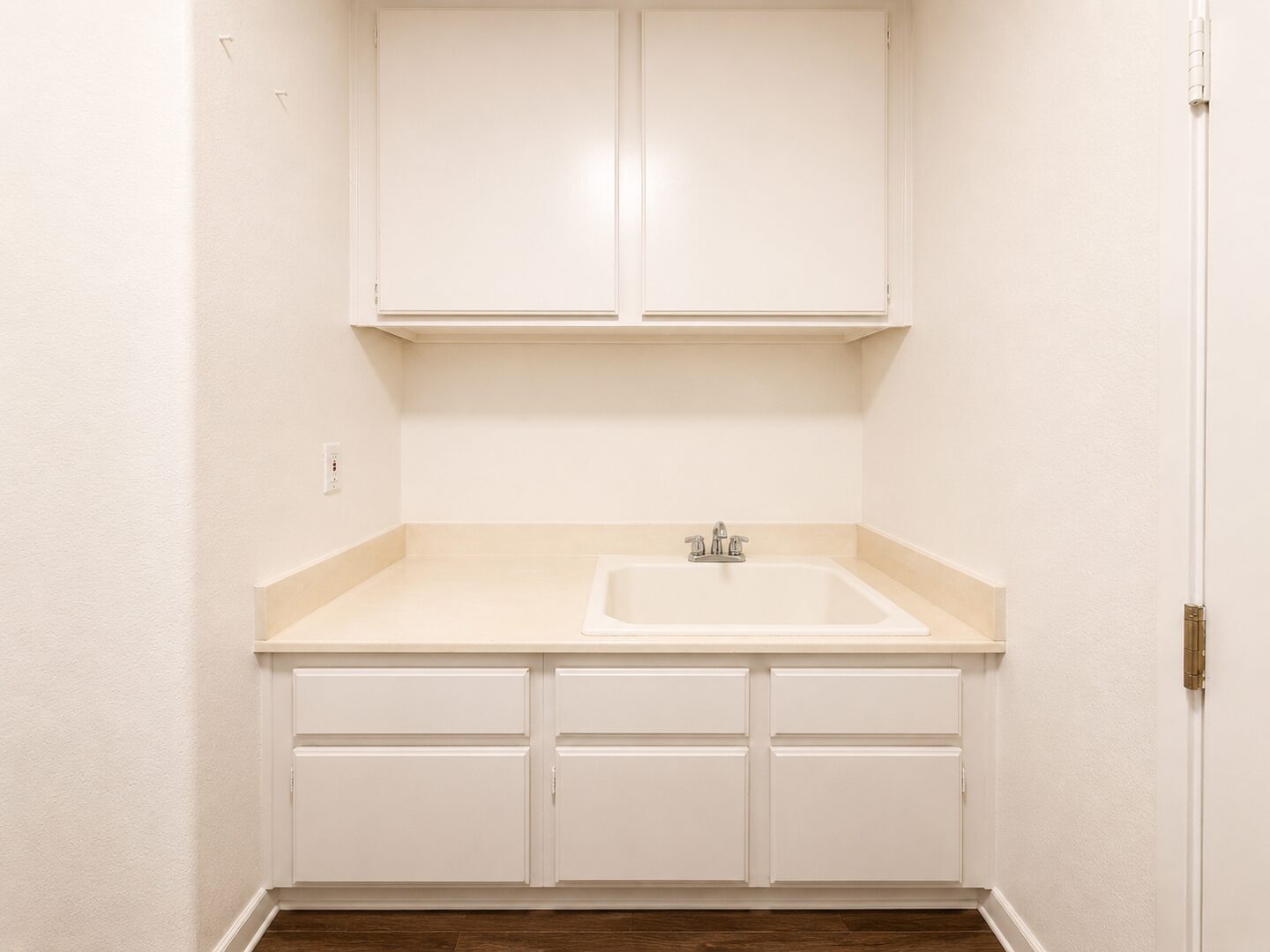 39930 Alpine Union St. Unit B - Murrieta - California - 3 bed, 2.5 bath rental property