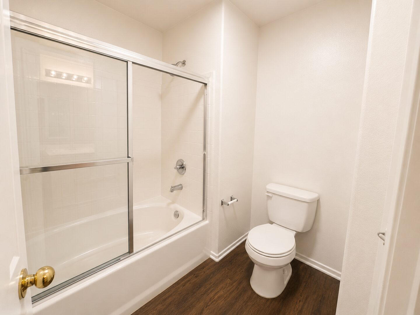 39930 Alpine Union St. Unit B - Murrieta - California - 3 bed, 2.5 bath rental property