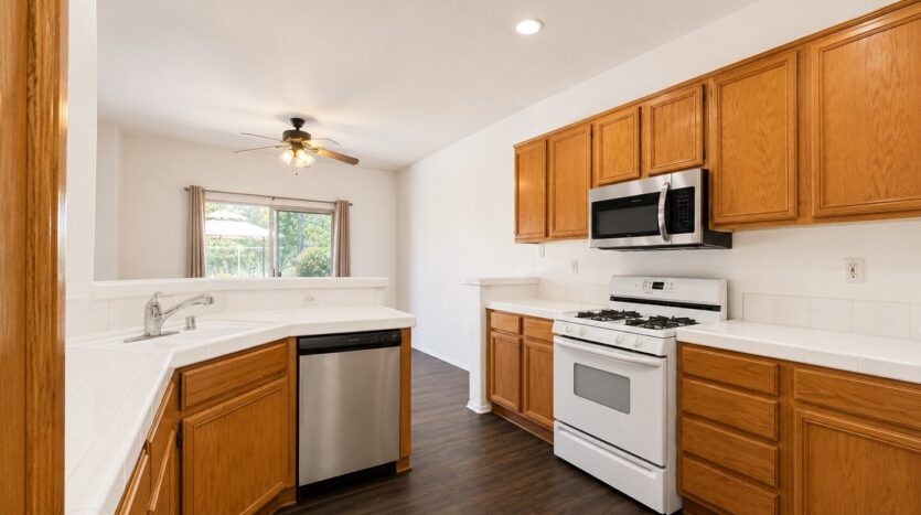 39930 Alpine Union St. Unit B - Murrieta - California - 3 bed, 2.5 bath rental property