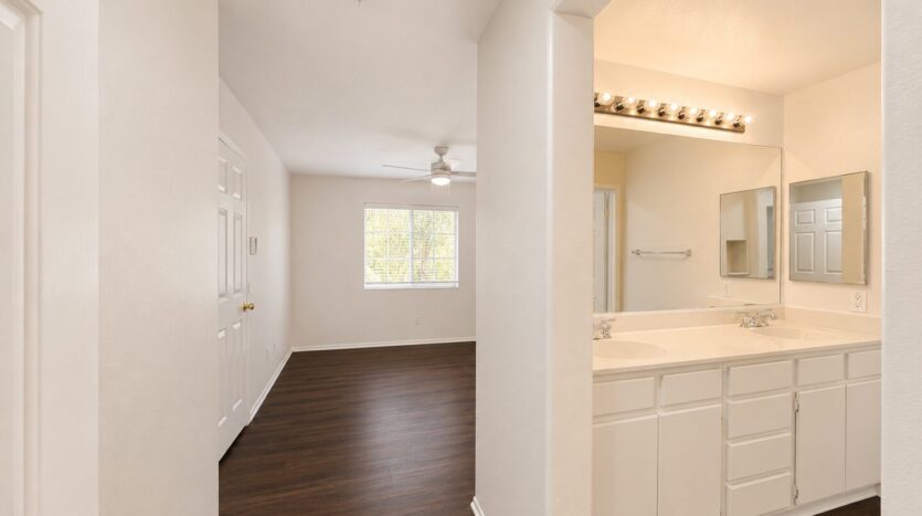 39930 Alpine Union St. Unit B - Murrieta - California - 3 bed, 2.5 bath rental property