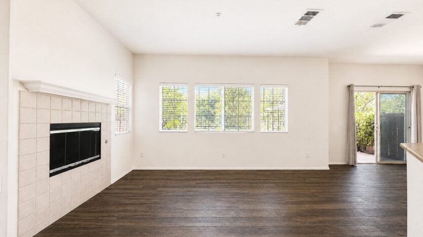 39930 Alpine Union St. Unit B - Murrieta - California - 3 bed, 2.5 bath rental property