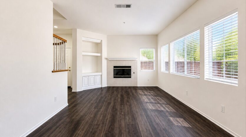 39930 Alpine Union St. Unit B - Murrieta - California - 3 bed, 2.5 bath rental property