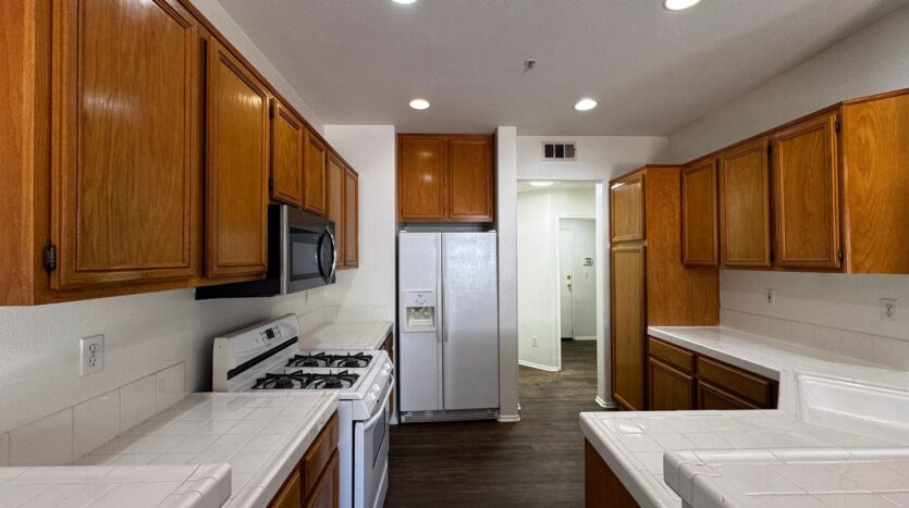 39930 Alpine Union St. Unit B - Murrieta - California - 3 bed, 2.5 bath rental property