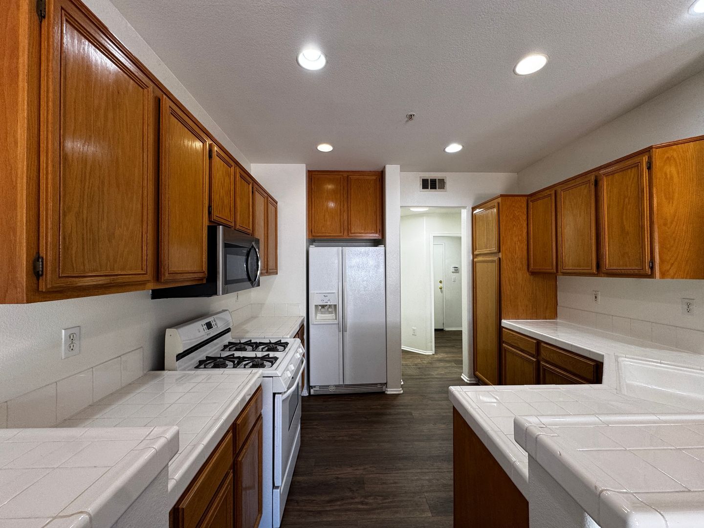 39930 Alpine Union St. Unit B - Murrieta - California - 3 bed, 2.5 bath rental property