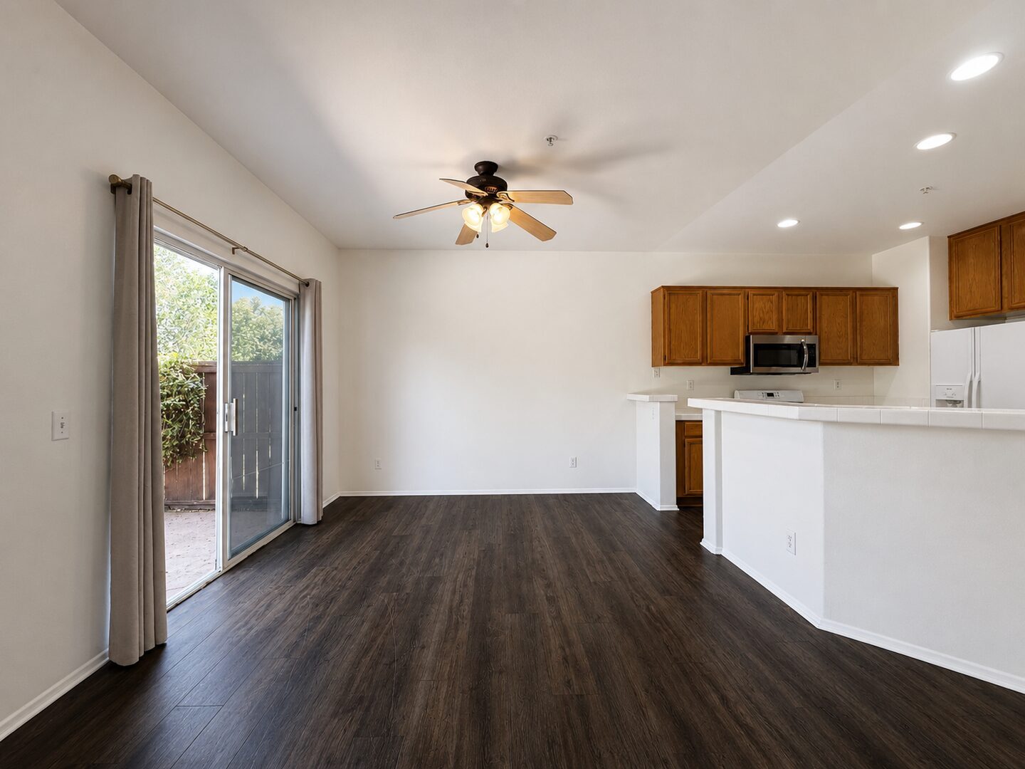 39930 Alpine Union St. Unit B - Murrieta - California - 3 bed, 2.5 bath rental property
