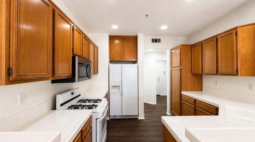 39930 Alpine Union St. Unit B - Murrieta - California - 3 bed, 2.5 bath rental property