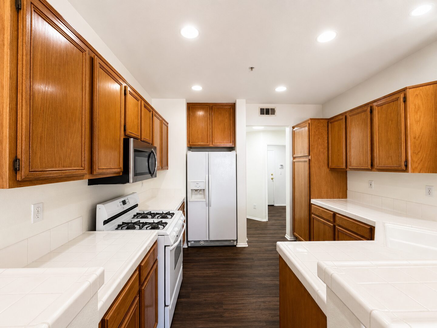 39930 Alpine Union St. Unit B - Murrieta - California - 3 bed, 2.5 bath rental property