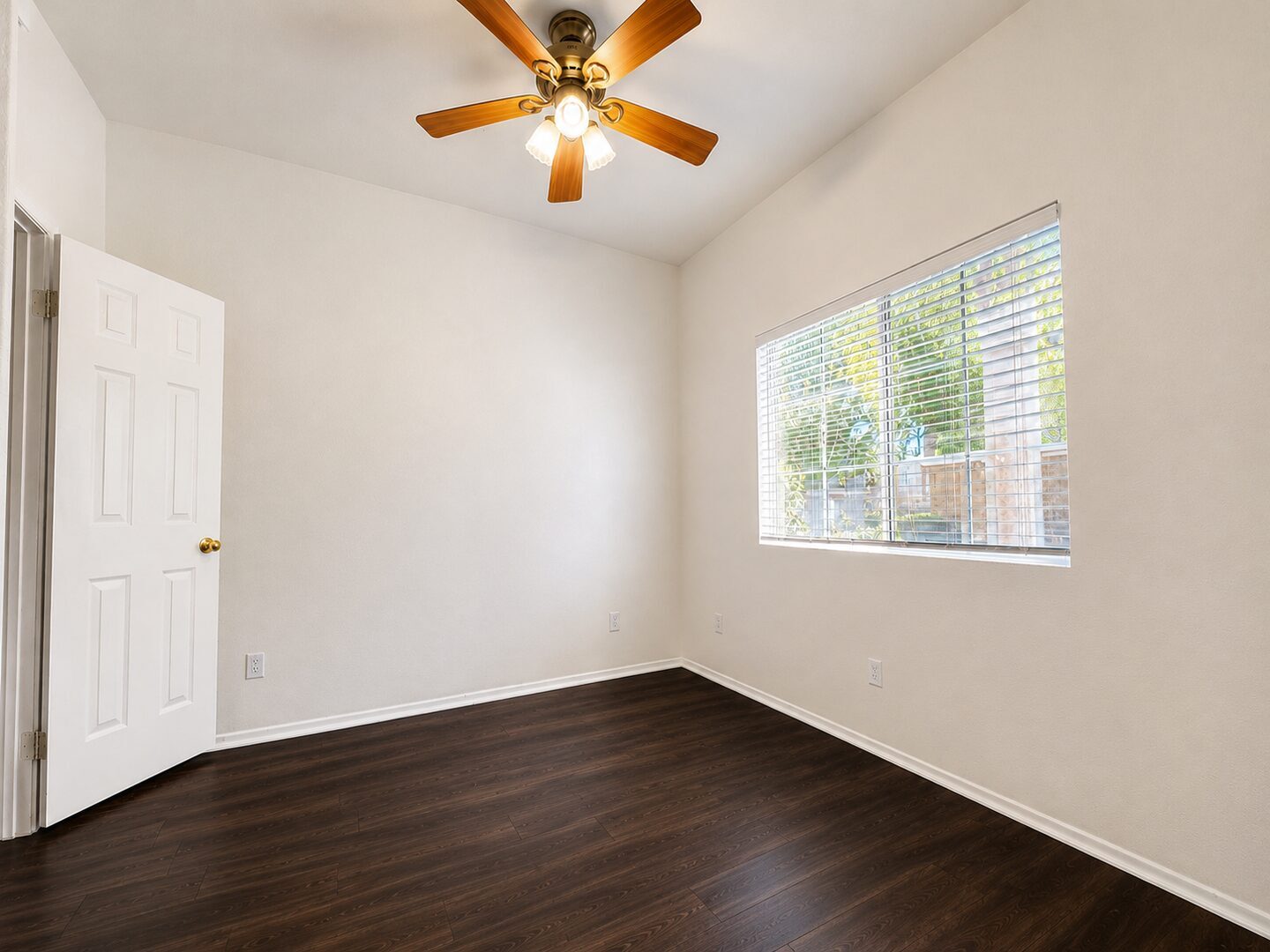 39930 Alpine Union St. Unit B - Murrieta - California - 3 bed, 2.5 bath rental property