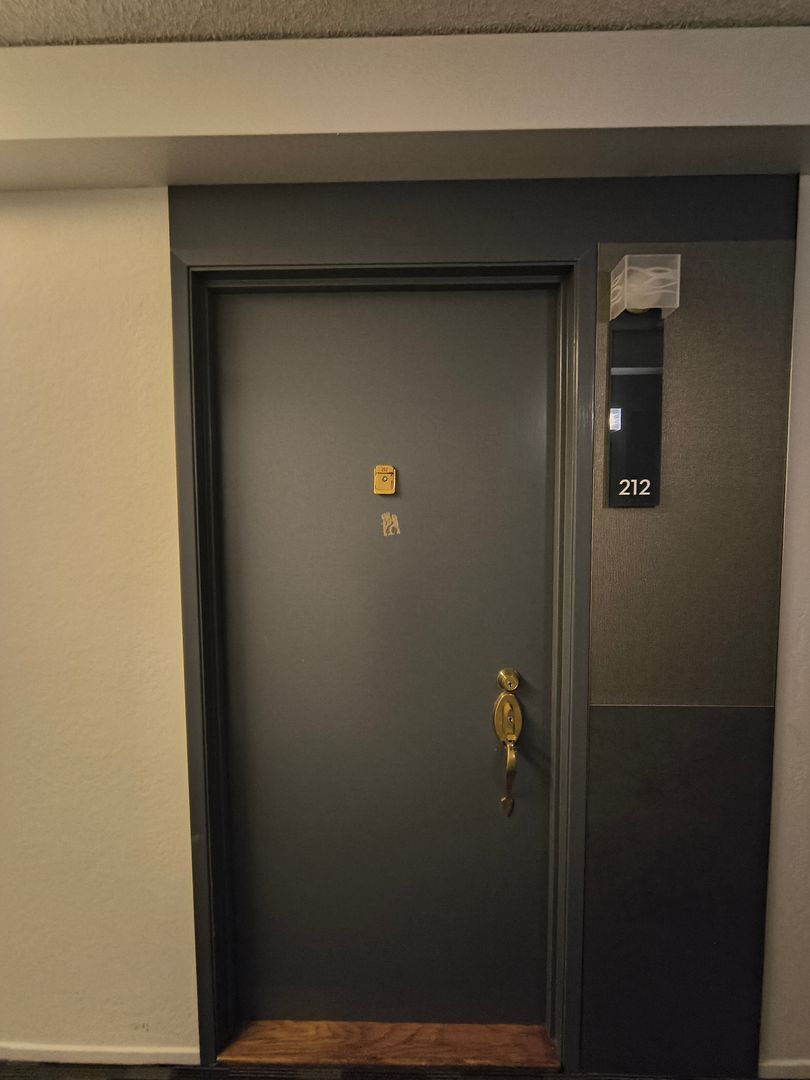 4 Captain Drive #212 - Emeryville - California - 1 bath rental property