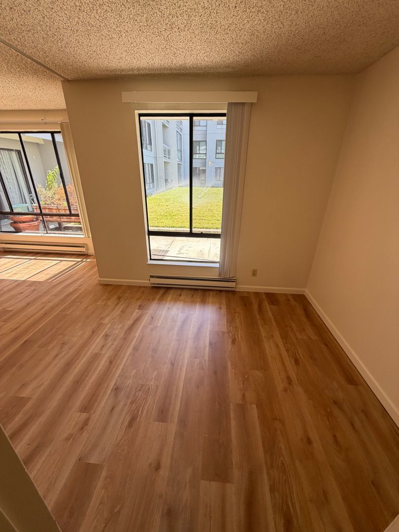 4 Captain Drive #212 - Emeryville - California - 1 bath rental property