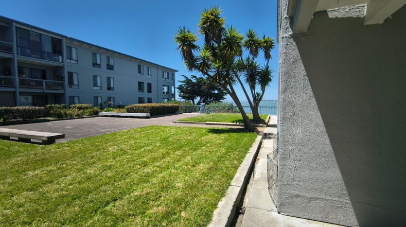 4 Captain Drive #212 - Emeryville - California - 1 bath rental property