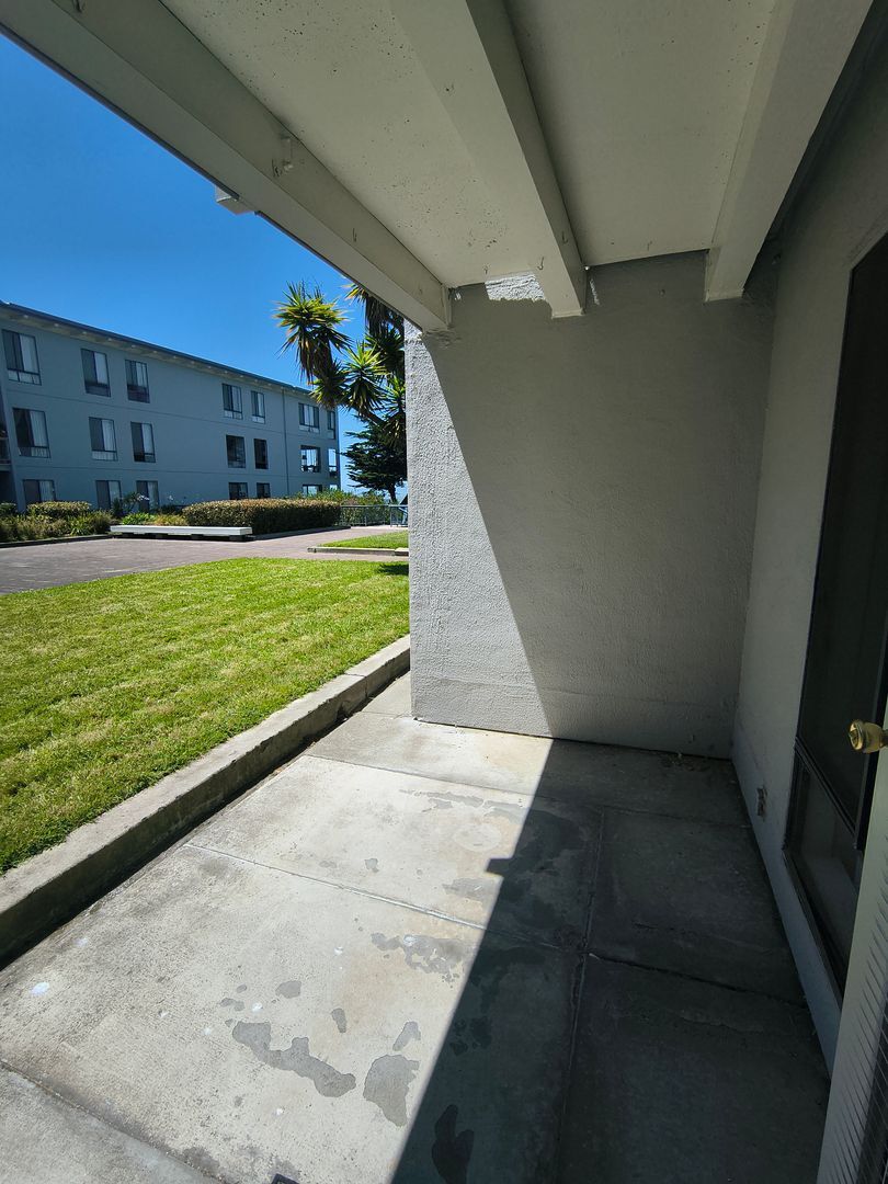 4 Captain Drive #212 - Emeryville - California - 1 bath rental property