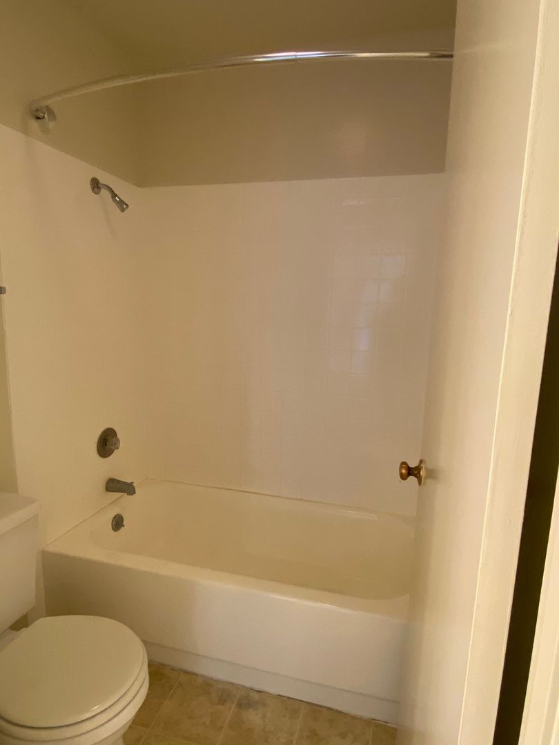 4 Commodore Drive #439 - Emeryville - California - 1 bed, 1 bath rental property