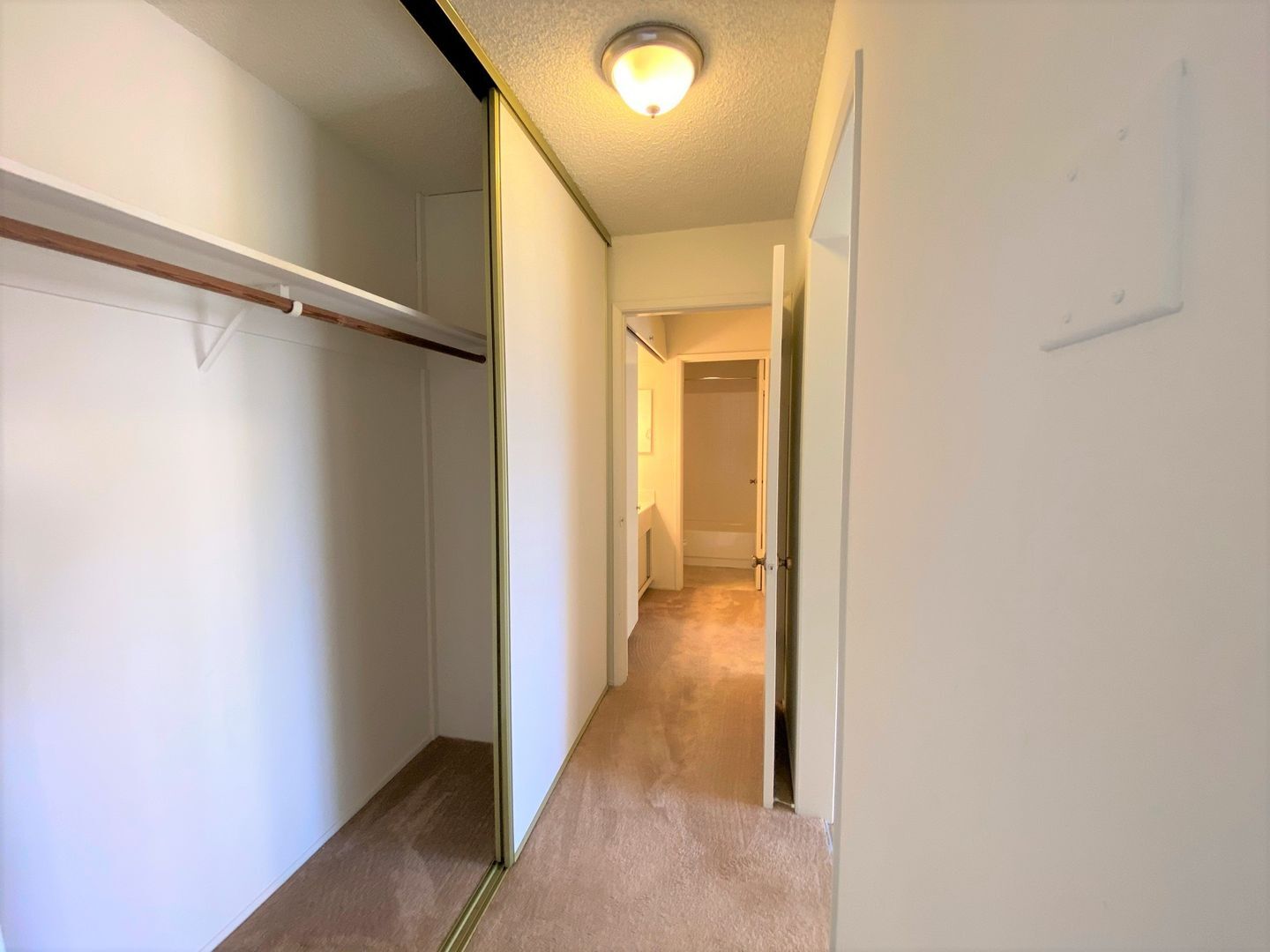 4 Commodore Drive #439 - Emeryville - California - 1 bed, 1 bath rental property