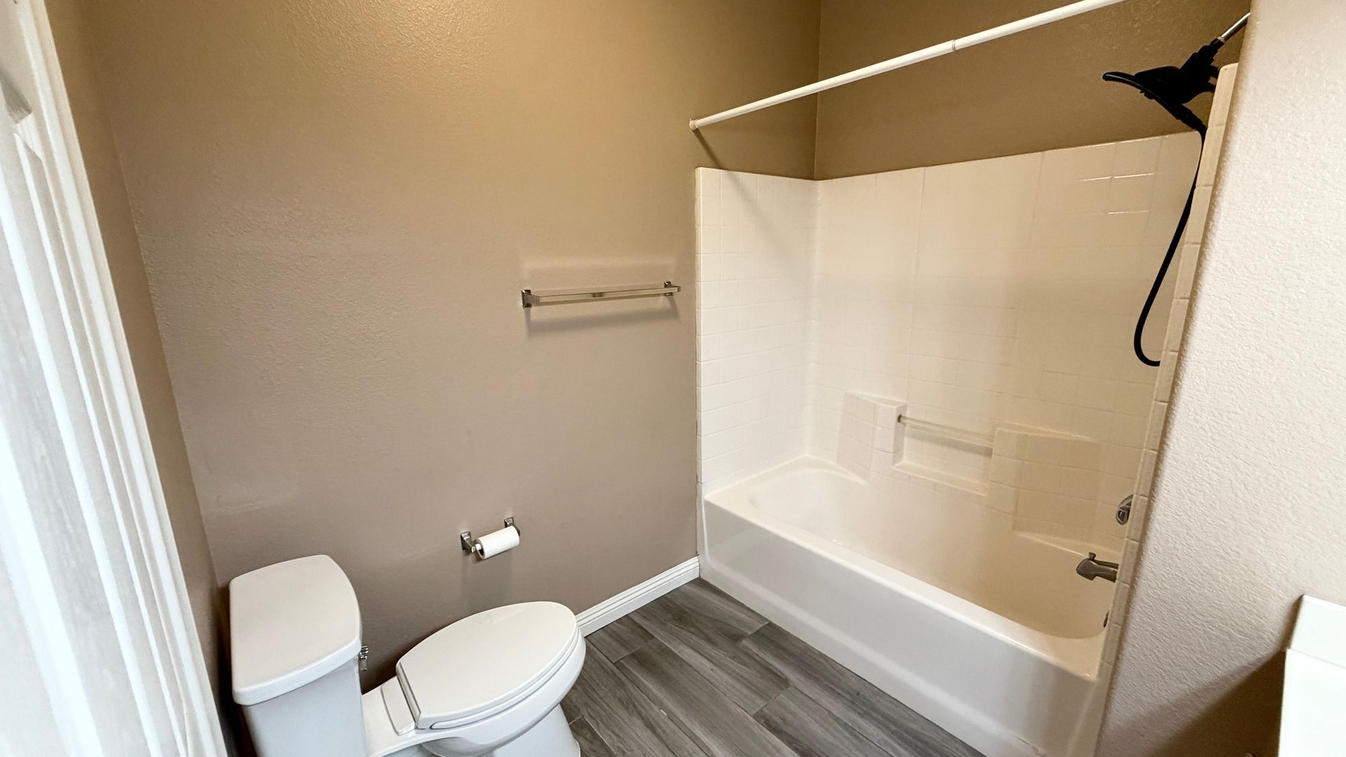 4006 Craven Road #7 - Oceanside - California - 3 bed, 2.5 bath rental property