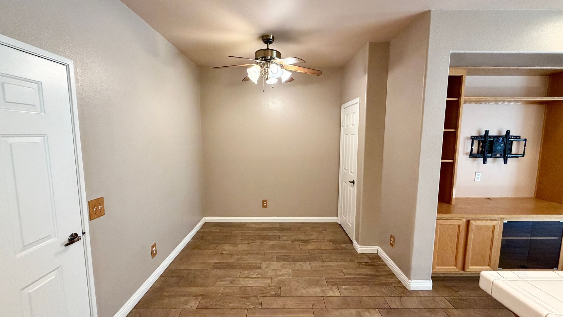 4006 Craven Road #7 - Oceanside - California - 3 bed, 2.5 bath rental property
