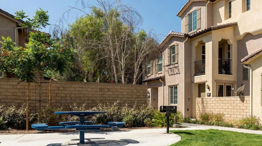 418 Stratus Lane #4  - Simi Valley - California - 3 bed, 4 bath rental property