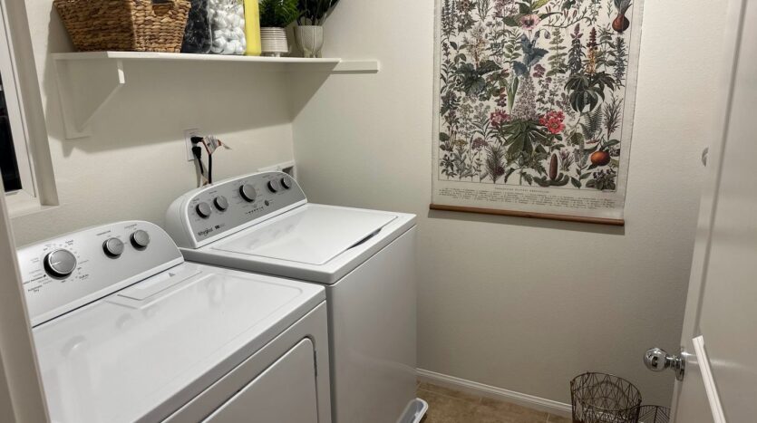 418 Stratus Lane #4  - Simi Valley - California - 3 bed, 4 bath rental property