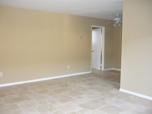 421 South Mollison Avenue - El Cajon - California - 1 bed, 1 bath rental property