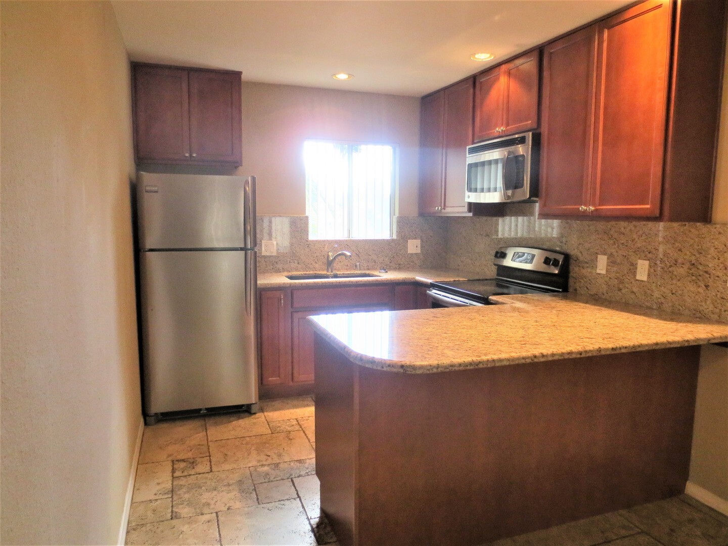 421 South Mollison Avenue - El Cajon - California - 2 bed, 1 bath rental property