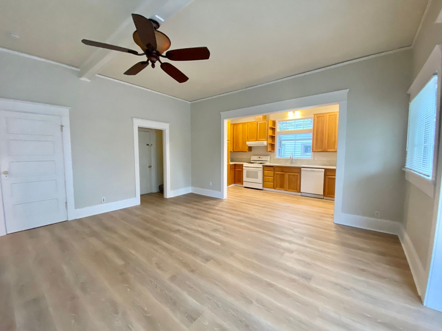 425 NE 70th Unit 1 - Portland - Oregon - 3 bed, 2 bath rental property