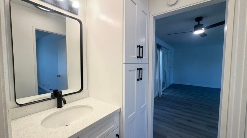 4311 Parks Ave - La Mesa - California - 1 bed, 1 bath rental property