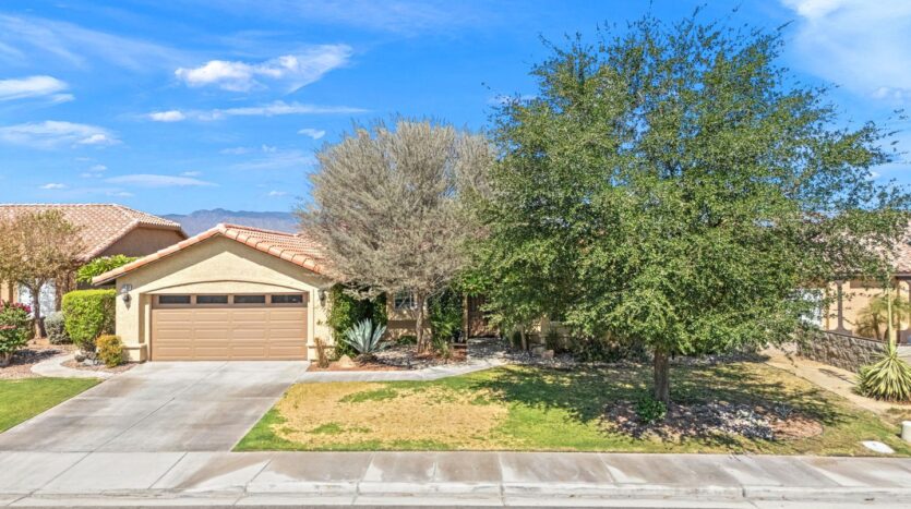 43755 Milan Court - La Quinta - California - 3 bed, 2 bath rental property