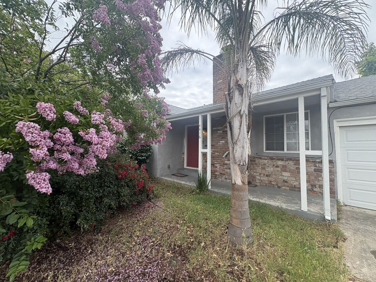 4416 12th Ave - Sacramento - California - 2 bed, 1 bath rental property