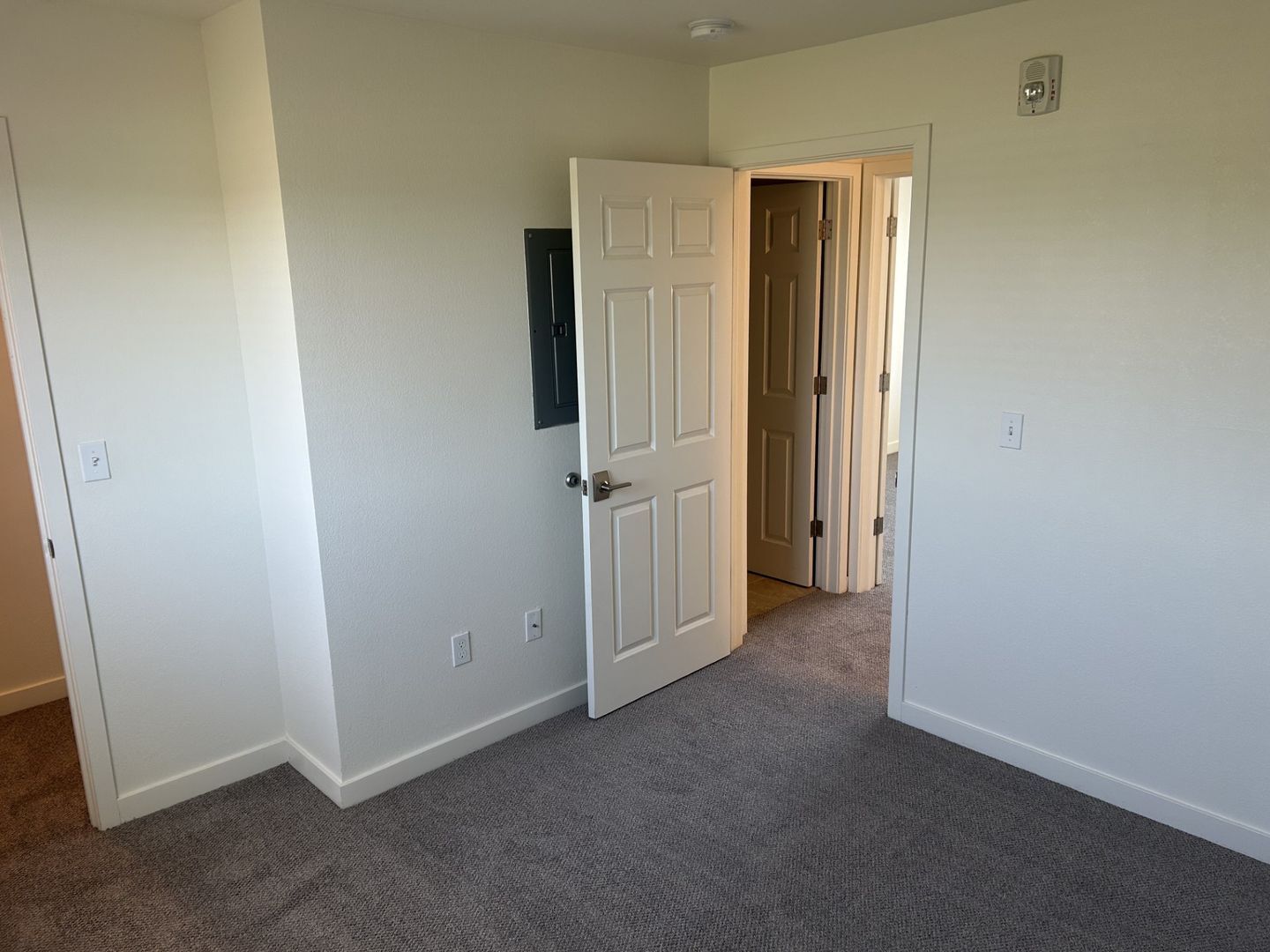 445 Southwest Blvd. #14 - Rohnert Park - California - 2 bed, 1.5 bath rental property