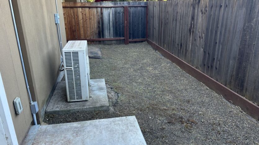 445 Southwest Blvd. #8 - Rohnert Park - California - 2 bed, 1 bath rental property