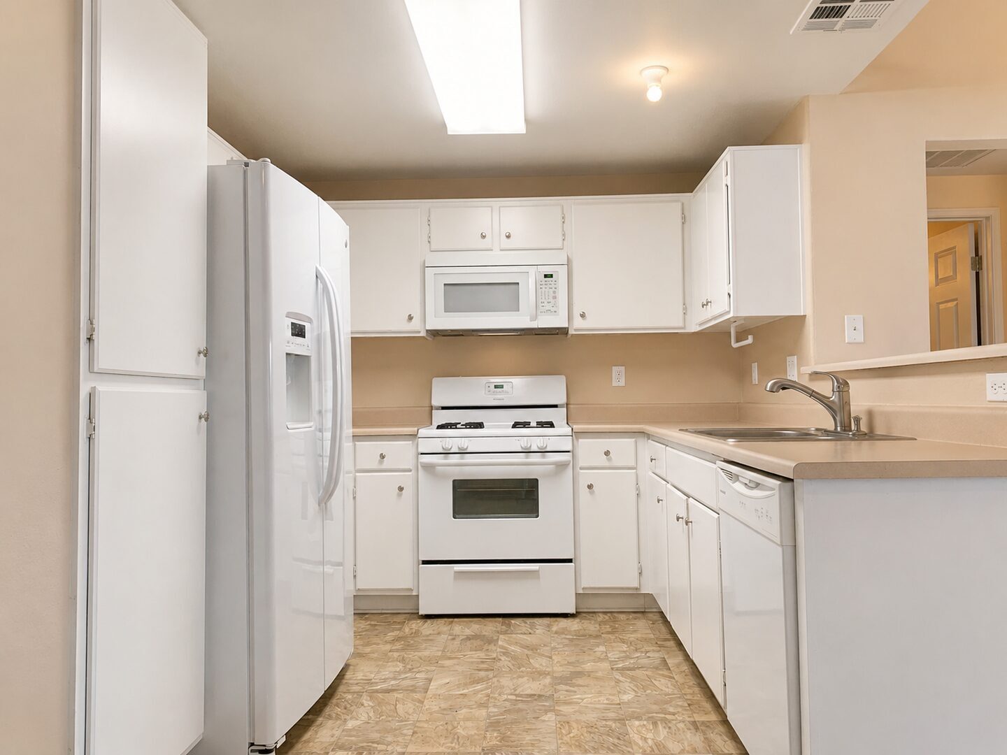 44784 Adam Ln. - Temecula - California - 1 bed, 1 bath rental property