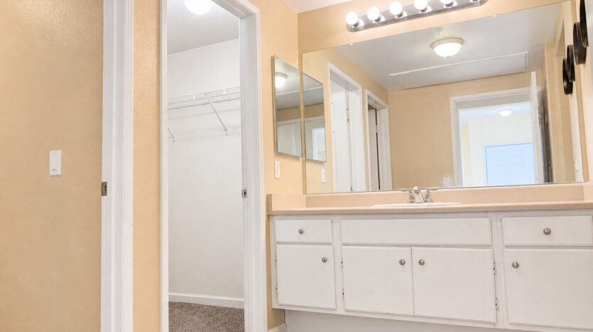44784 Adam Ln. - Temecula - California - 1 bed, 1 bath rental property