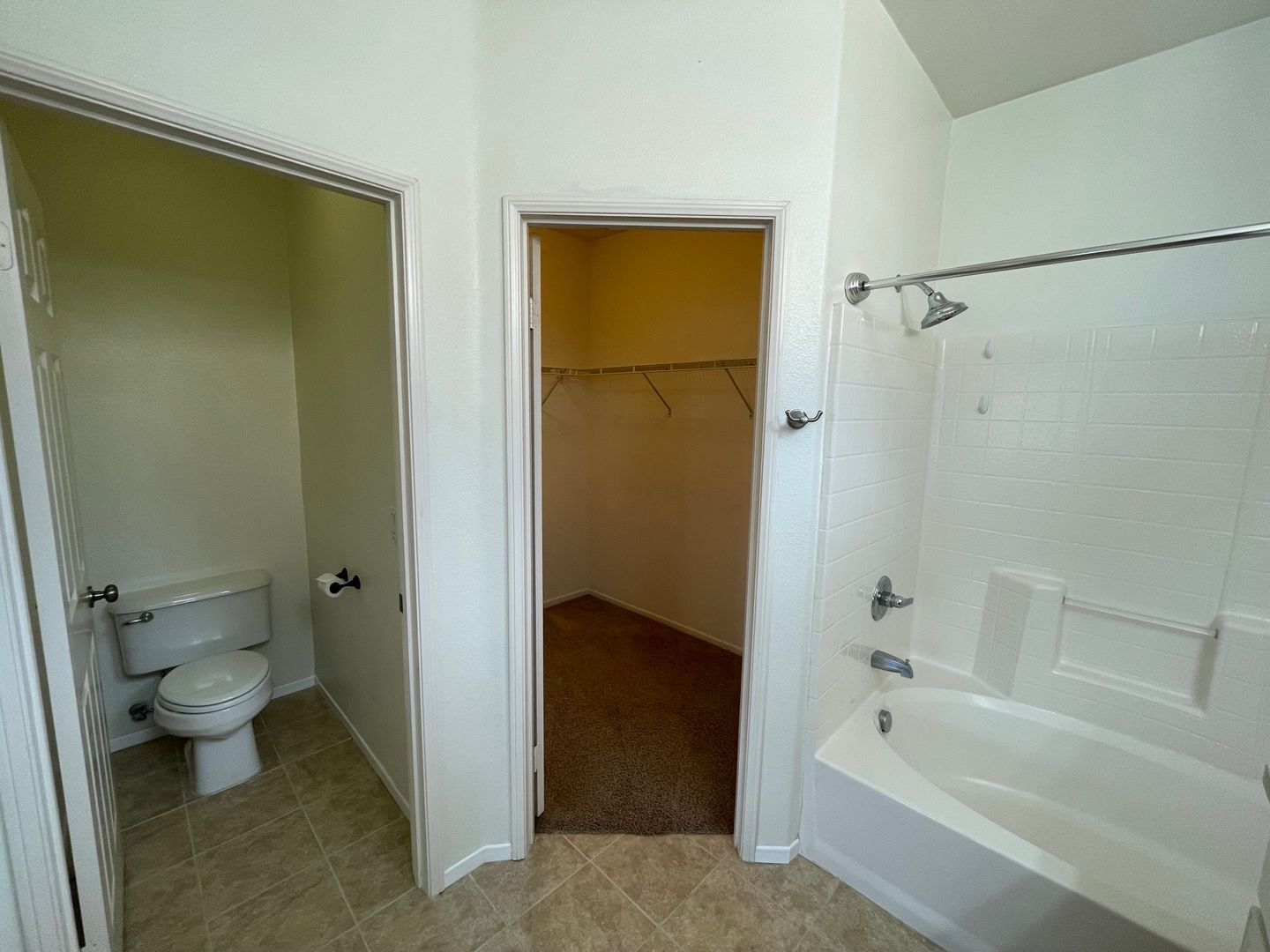 4479 Brisbane Way Unit 6 - Oceanside - California - 2 bed, 2 bath rental property
