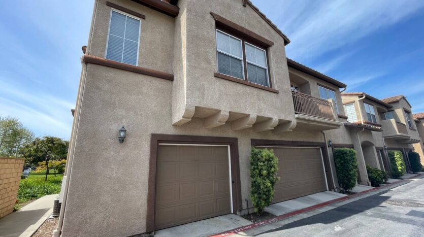 4479 Brisbane Way Unit 6 - Oceanside - California - 2 bed, 2 bath rental property
