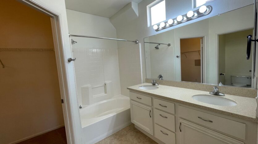 4479 Brisbane Way Unit 6 - Oceanside - California - 2 bed, 2 bath rental property