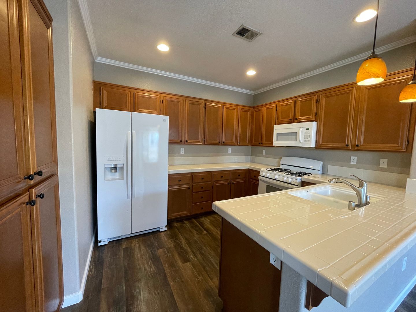 4479 Brisbane Way Unit 6 - Oceanside - California - 2 bed, 2 bath rental property