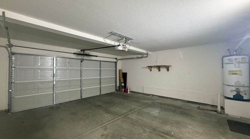 45719 Caledonia Ct. - Lancaster - California - 3 bed, 2.5 bath rental property