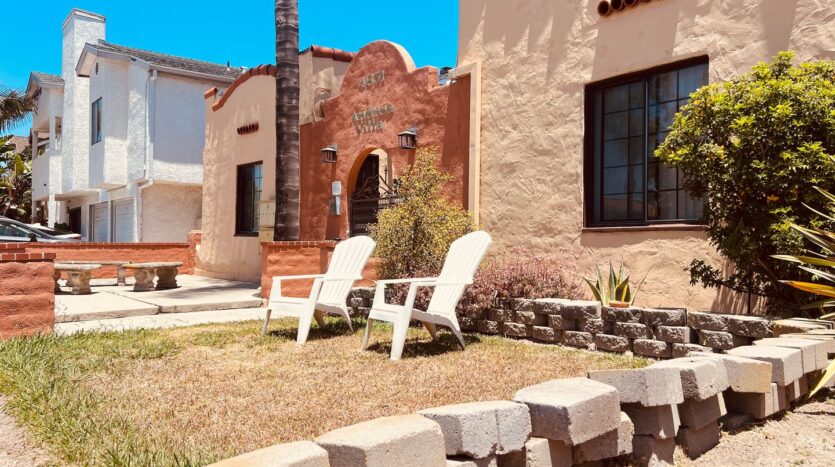 4651 Iowa Street Unit 2 - San Diego - California - 1 bed, 1 bath rental property