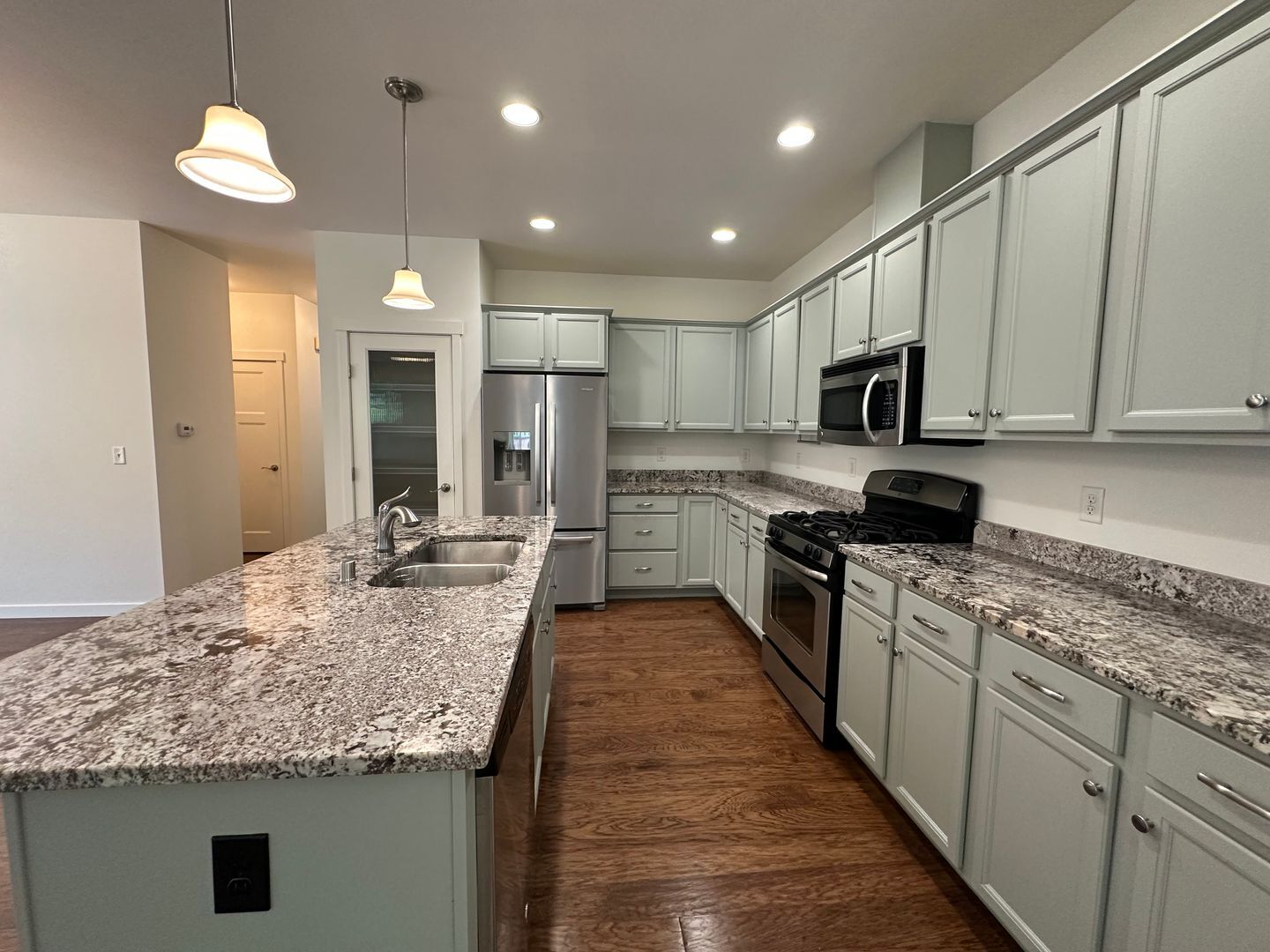 4726 Hadley St - Bellingham - Washington - 3 bed, 2.5 bath rental property