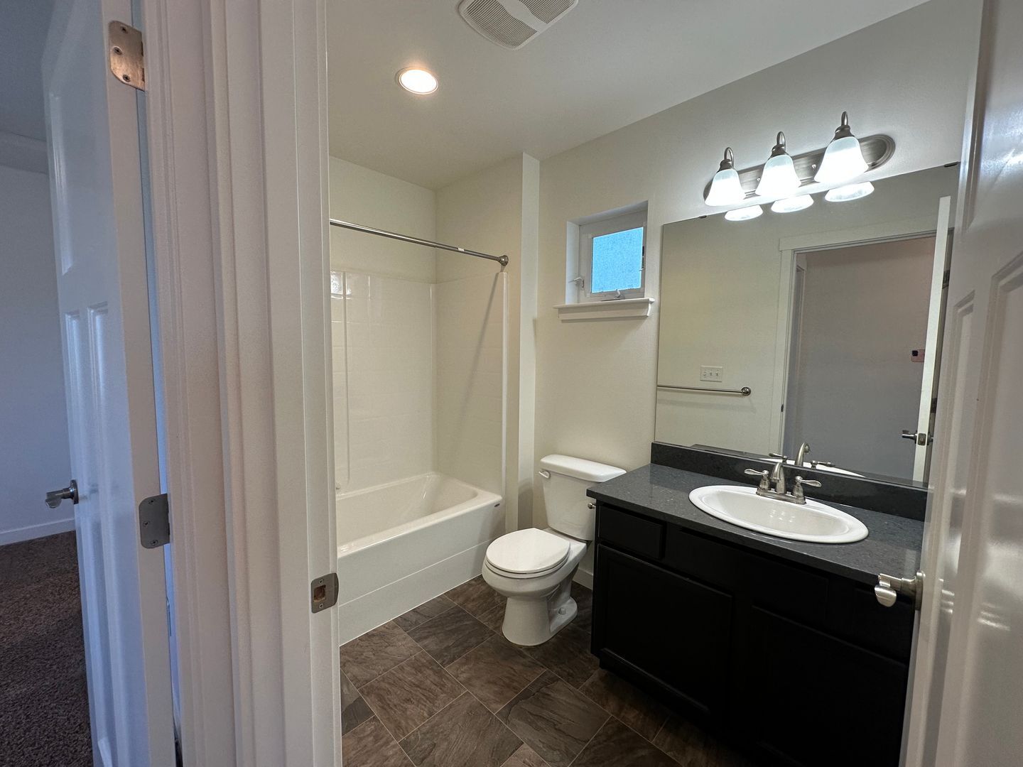 4726 Hadley St - Bellingham - Washington - 3 bed, 2.5 bath rental property