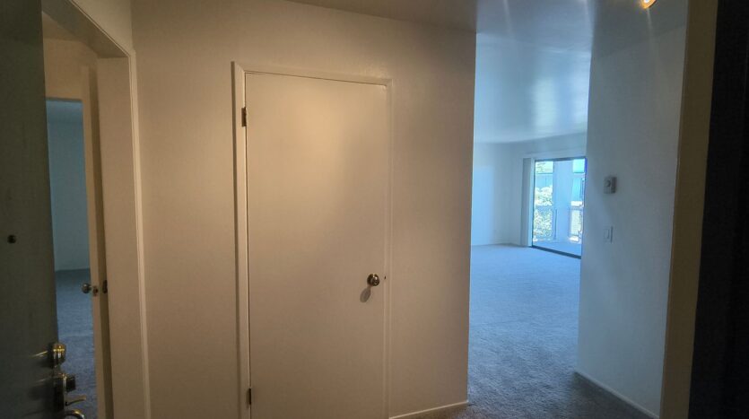 5 Commodore Drive #412 - Emeryville - California - 1 bed, 1 bath rental property